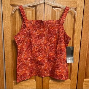 Relativity red/orange paisley tank top. Size M. Square neck hidden zippe…